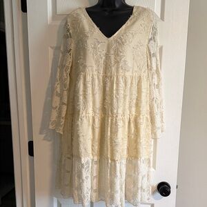 Lace Tiered V-Neck Women’s Dress in Cream